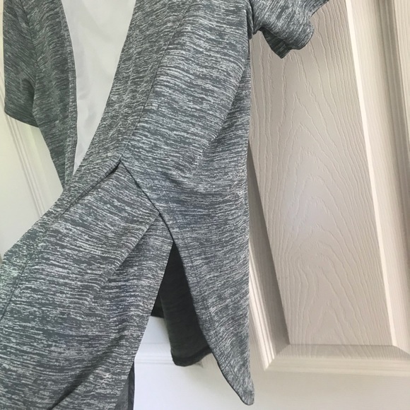 Athleta top - Picture 5 of 6